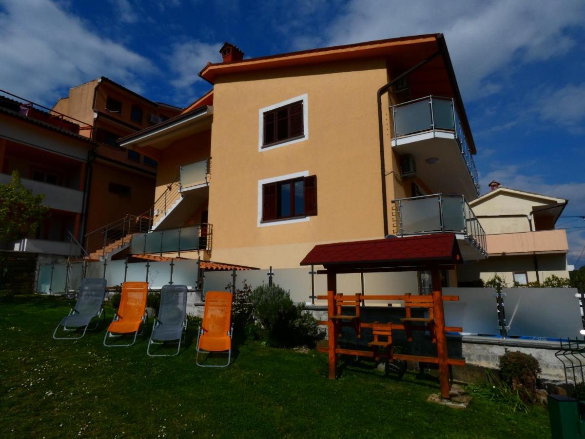 Apartment & Olive Oil Valuma Capodistria Esterno foto